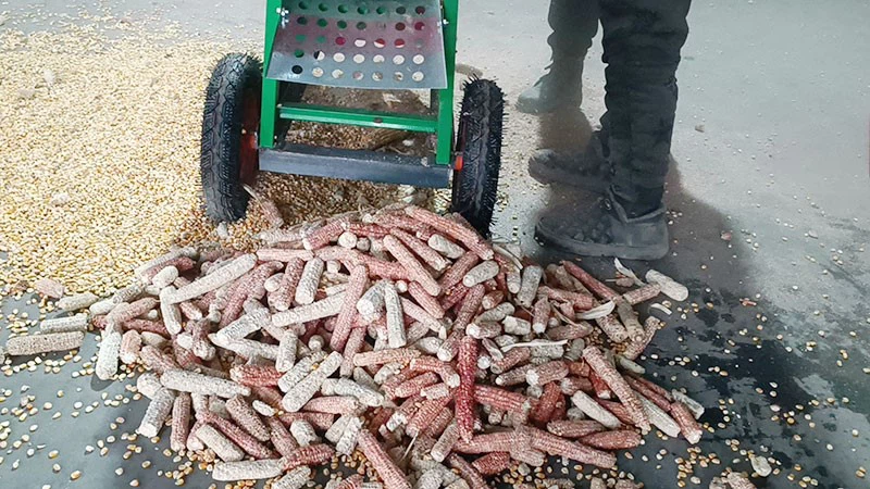 Corn thresher Corn thresher